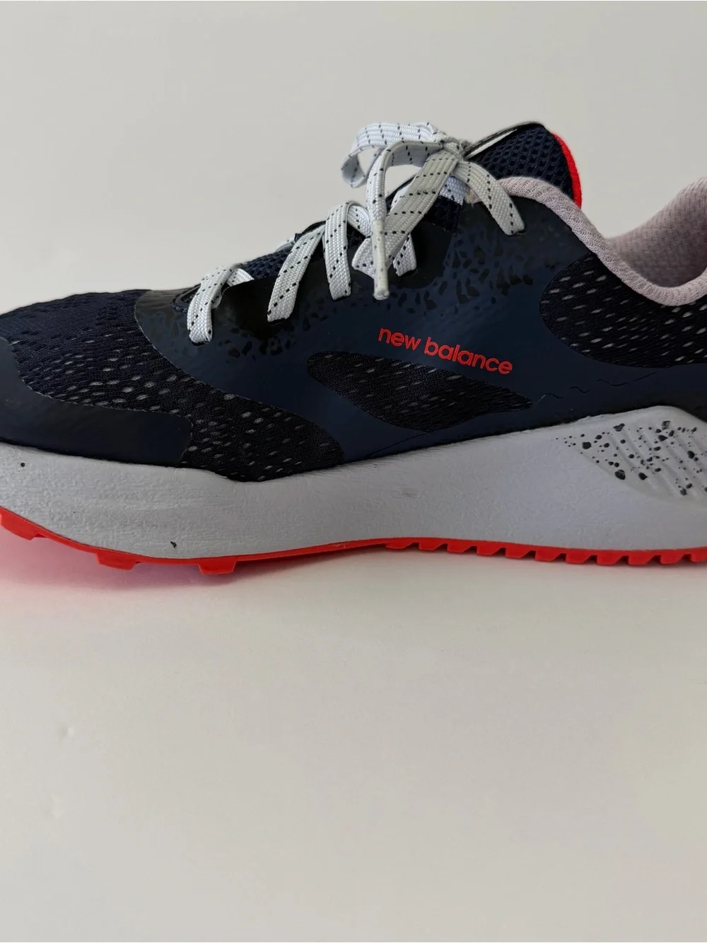 New Balance Running Shoes 5.5Y Youth Fits Women’s 7 Blue  Athletic Sneakers